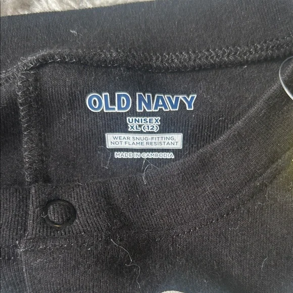 Old Navy Black Skeleton Kids Pajama Set - Picture 2 of 3